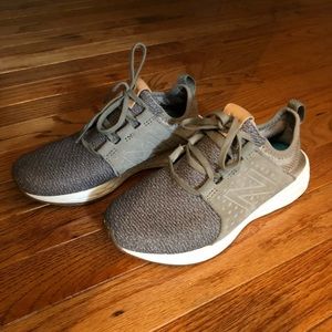 New balance sneakers size 5 women’s